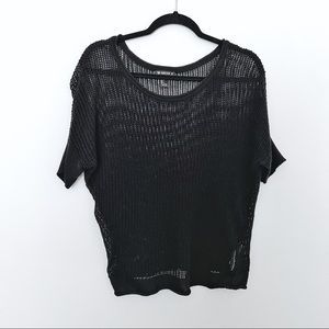 F21 - Active Mesh Boxy Top